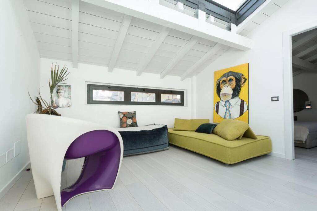 Unique 4 Storey House On Naviglio 4Bd, 4Bt Milánó Kültér fotó