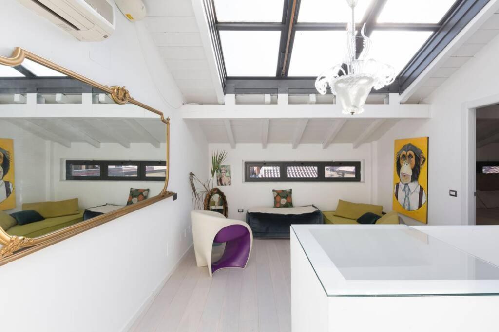 Unique 4 Storey House On Naviglio 4Bd, 4Bt Milánó Kültér fotó
